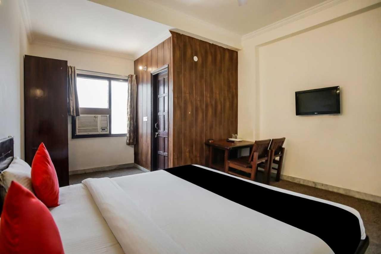 Hotel O Devi Palace Gurgaon Exterior photo